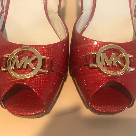 Michael Kors LEATHER Rochelle Sling Wedges Size 9 - Picture 3 of 5